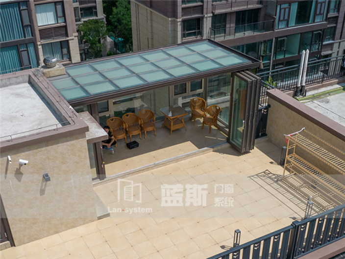 上海水晶折叠门供应 值得信赖 岚斯建筑供应
