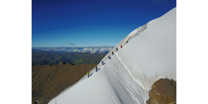 川西珠峰攀登安全 服务至上 成都川藏登山运动服务供应;