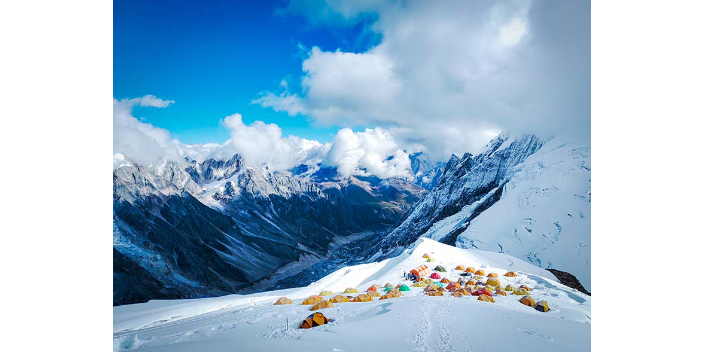 极限登山品牌 客户至上 成都川藏登山运动服务供应;