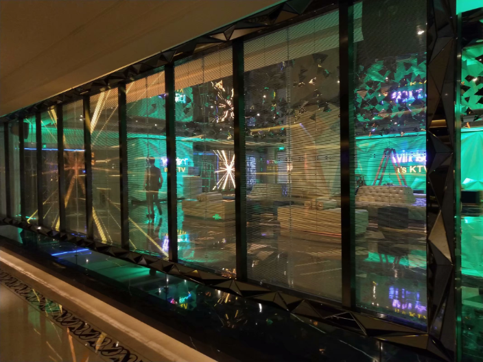 广州全彩KTVLED显示屏多少钱一平米,LED透明屏