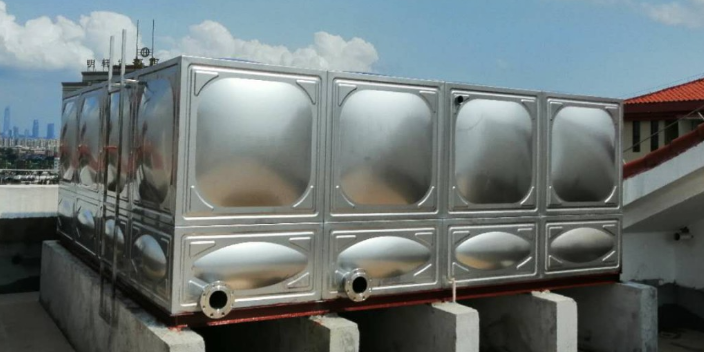 驻马店箱泵一体不锈钢水箱生产厂家 河南飞雪制冷设备供应;