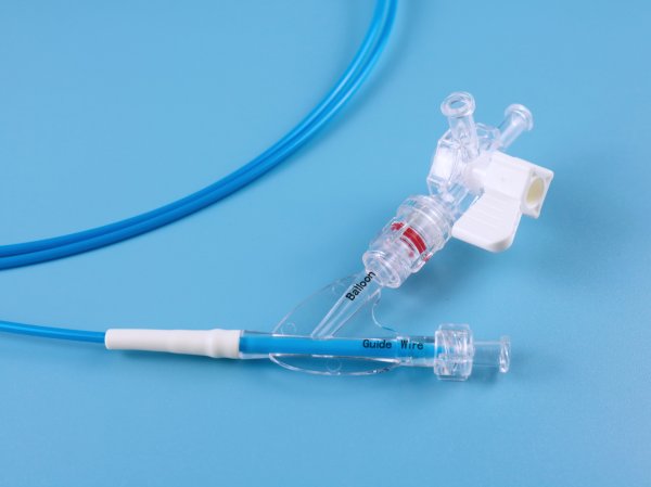 三级球囊扩张导管