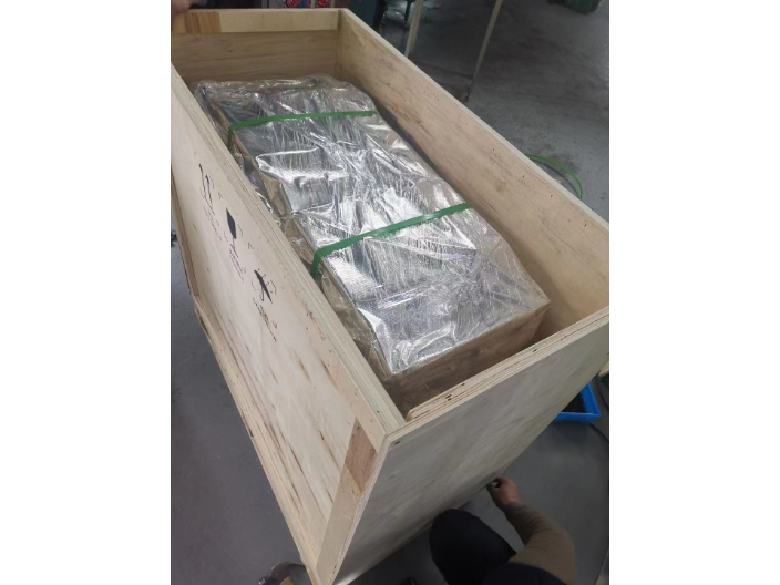 四川资阳精密仪器设备木质包装箱