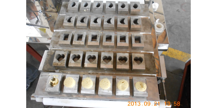 济南曲奇饼干糕点烘焙设备生产厂家 上海外帆食品机械供应;