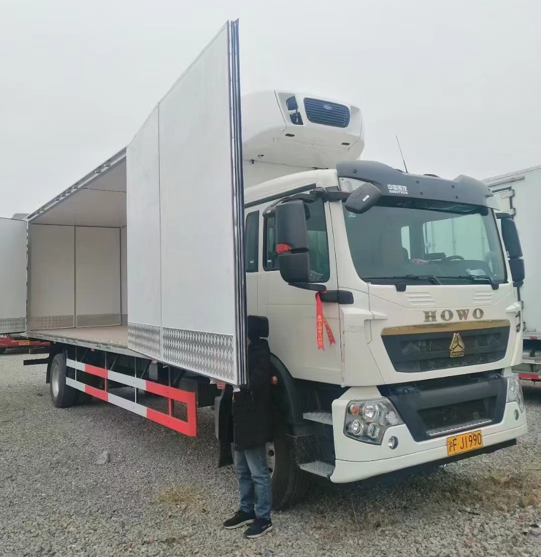 12.5米飛翼氣墊車運輸