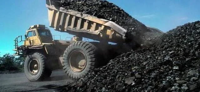 无轨胶轮车的结构先容