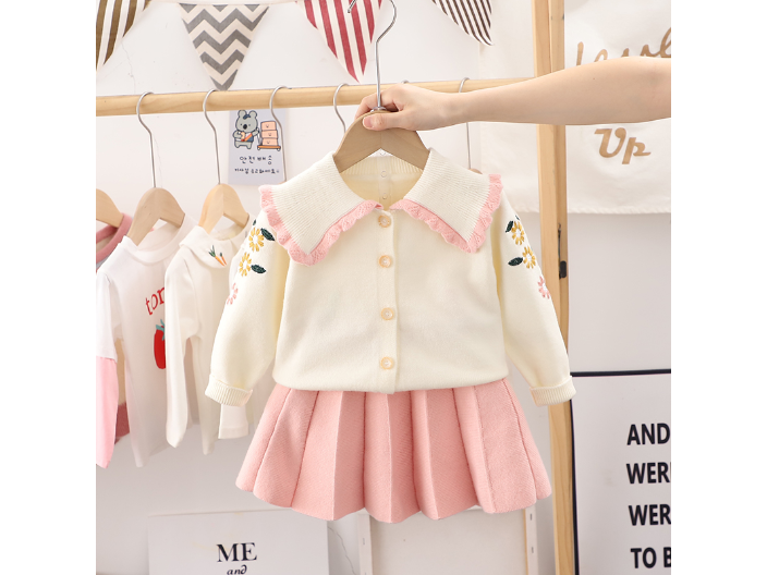 广州流行女童套装批发价格 小羚羊针织服装厂供应