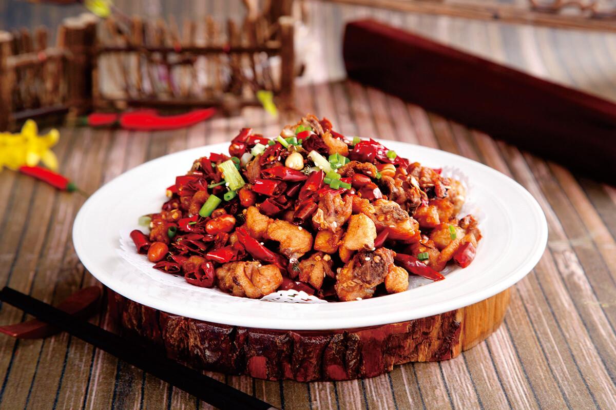 餐饮加盟资讯:辣子鸡的几种做法?