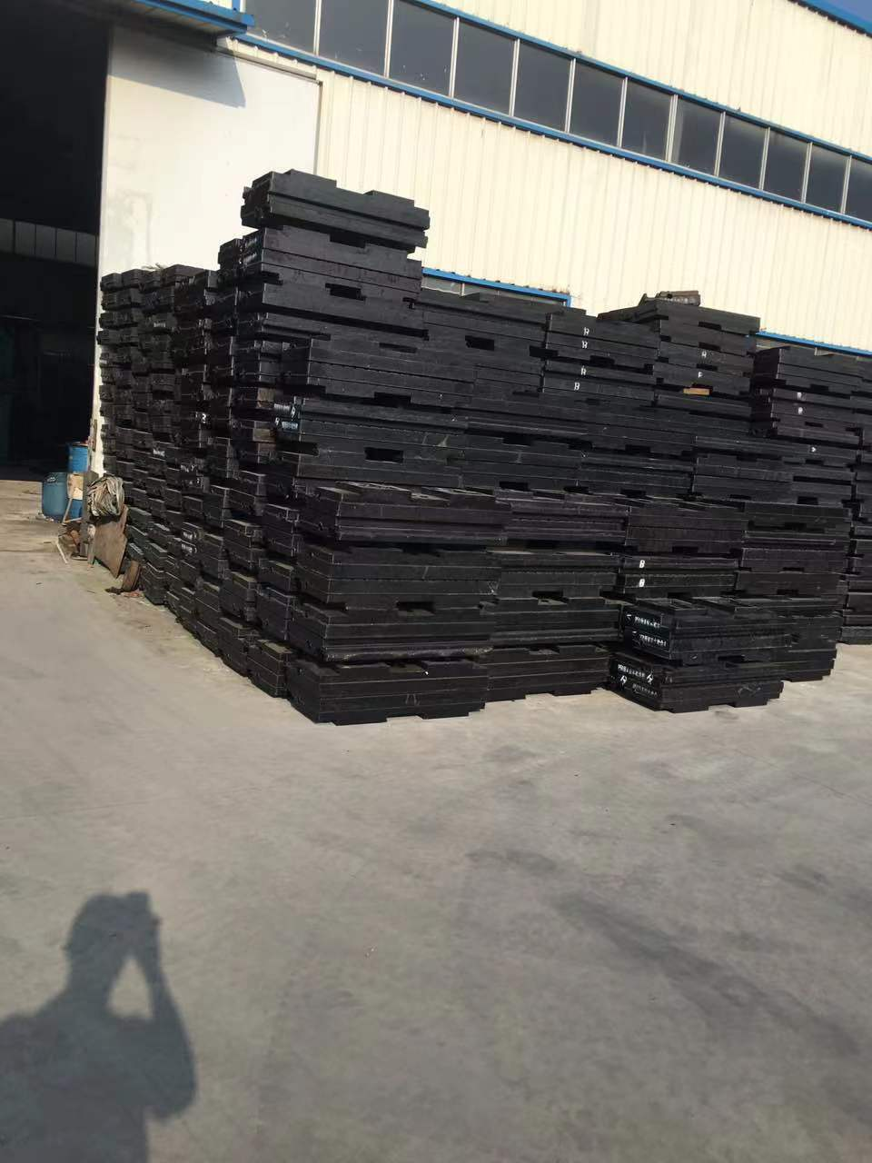 河南工业橡胶步行板作用 浙江三门力发橡胶供应;