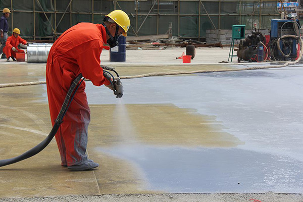 聚脲噴涂的四大注意事項