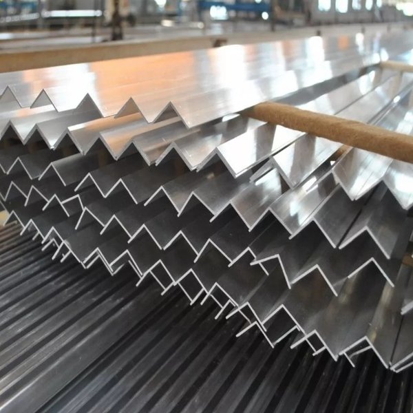Competitive Aluminum Angle Bar PriceHanhuang Wholesaler