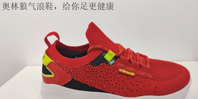 上海运动跑鞋国内外销售情况