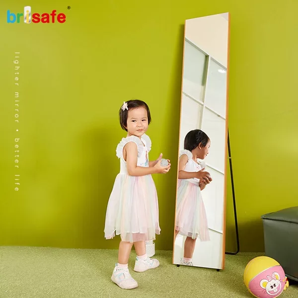 Brisafe lighter early leaning mirror