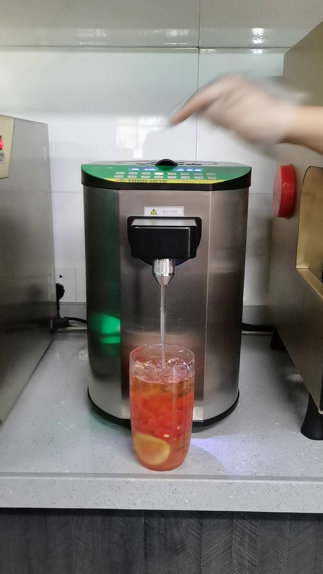 深圳奶茶店果糖机加盟,果糖机