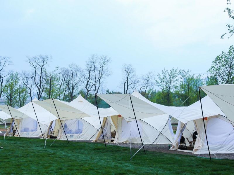 營造帳篷酒店氛圍的技巧有哪些？