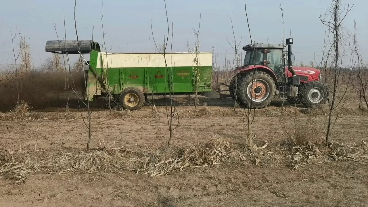 北京国内固态肥抛撒车,固态肥抛撒车