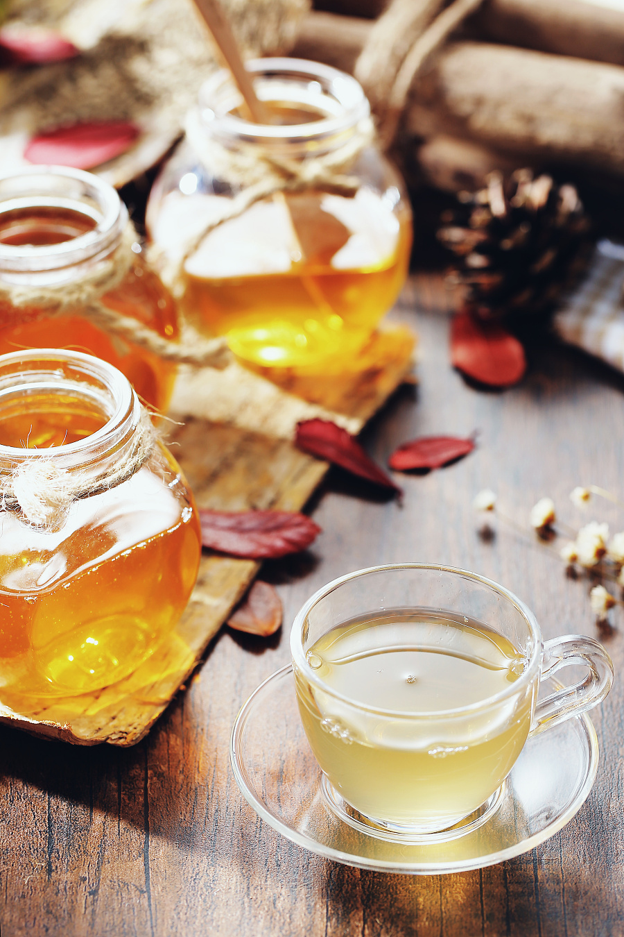 采蜂人:你真的会喝蜂蜜吗?一不小心直接变糖水!