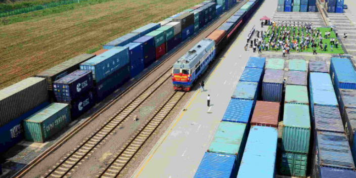 東莞港精油化妝品進(jìn)口報(bào)關(guān)代理抬頭資質(zhì)提供 誠信服務(wù) 東莞仁帆供應(yīng)鏈管供應(yīng)