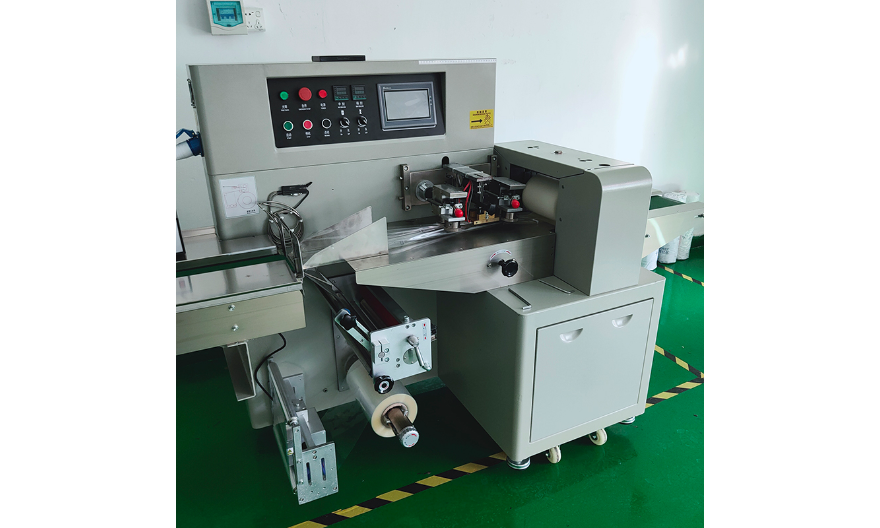 東莞電子產(chǎn)品枕式包裝機性價比 廣東新智元機械設(shè)備供應(yīng)