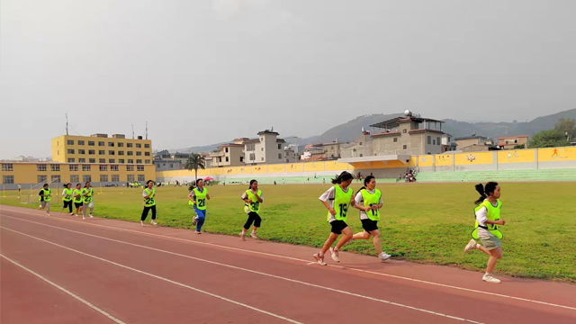 石屏附件封闭中学学费多少 欢迎咨询 开远行知学校供应