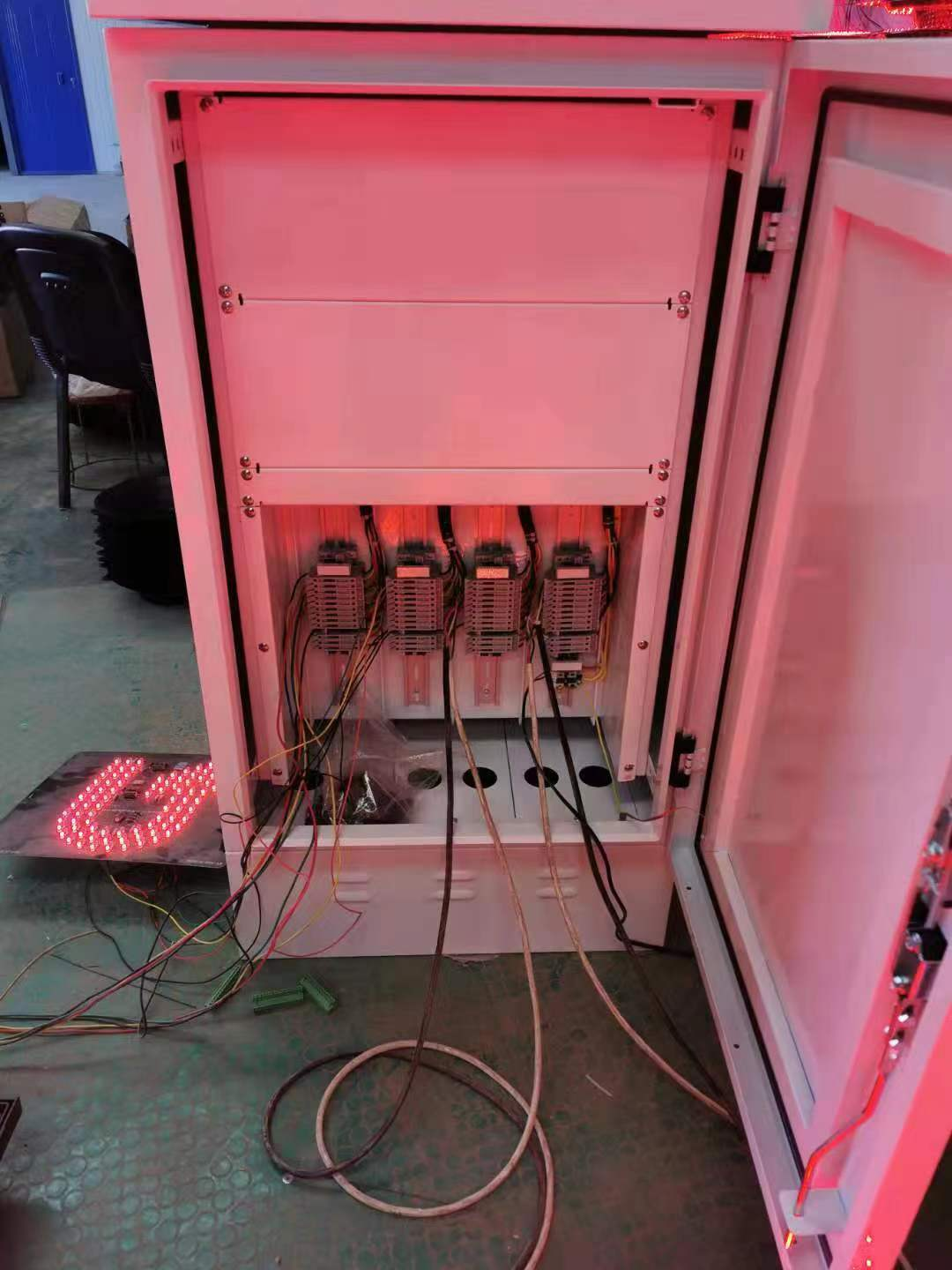 廣西44路信號機技術含量 誠信經營 南京卓非客信息科技供應