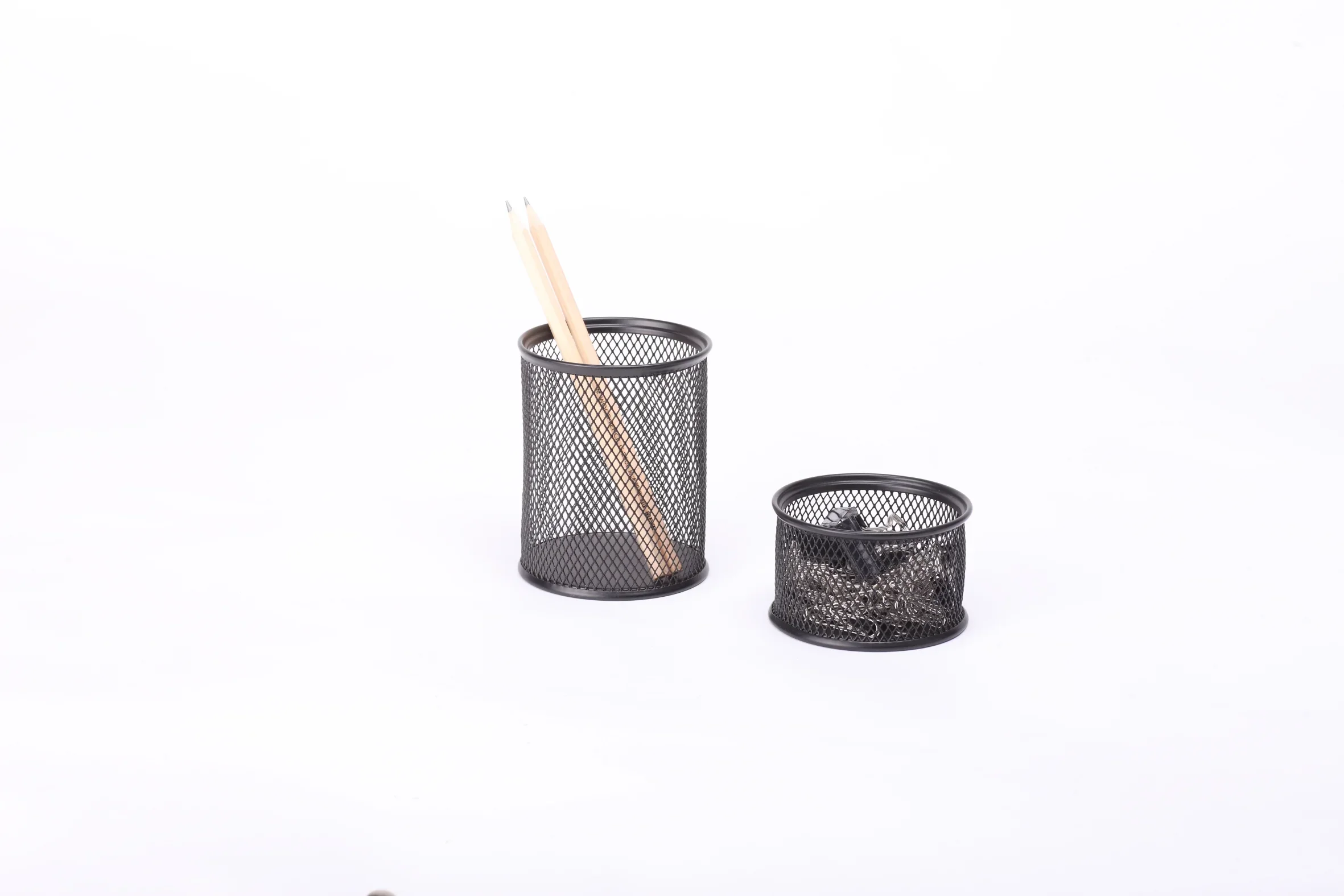 mesh paper clip holder