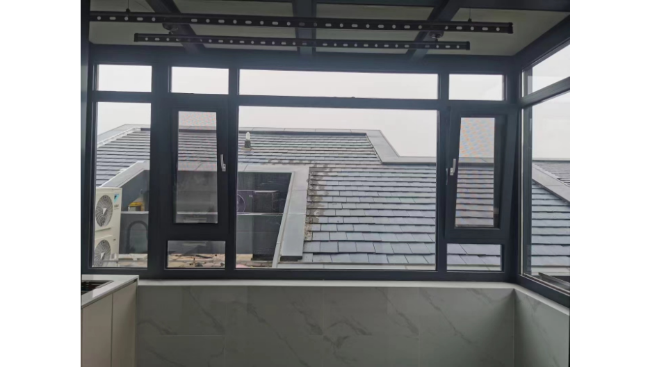 拉萨封阳台系统窗品牌 符音门窗供应
