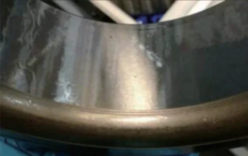 Retaining ribs at the assembly chamfer of CNC turning machining bearing