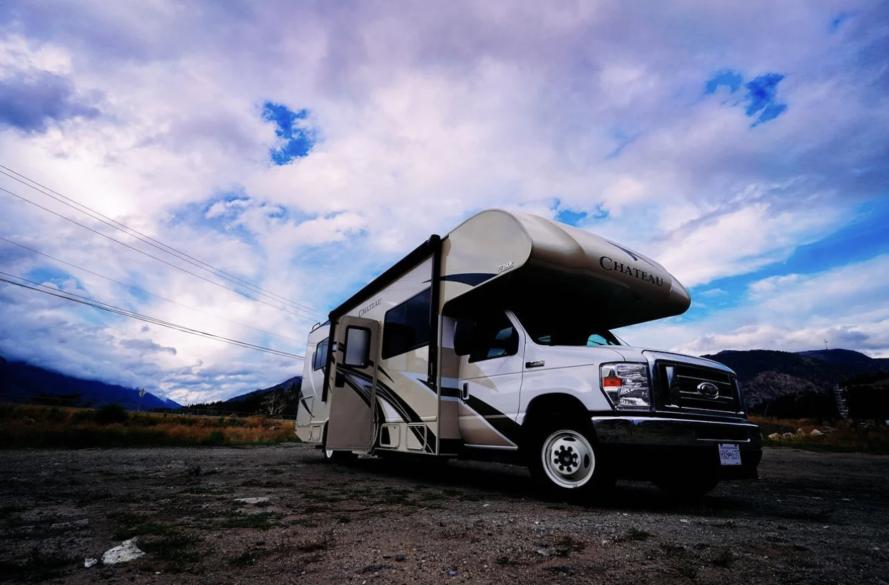 應該如何選擇房車電池