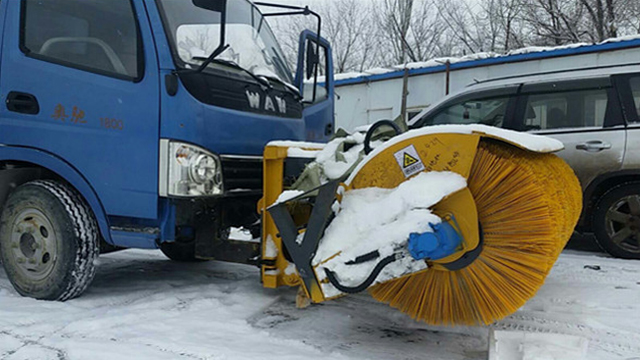 广西汽车除雪滚刷施工,汽车除雪滚刷