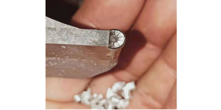 福建质量刀具断屑槽雕刻机产品介绍 无锡超通智能供应;