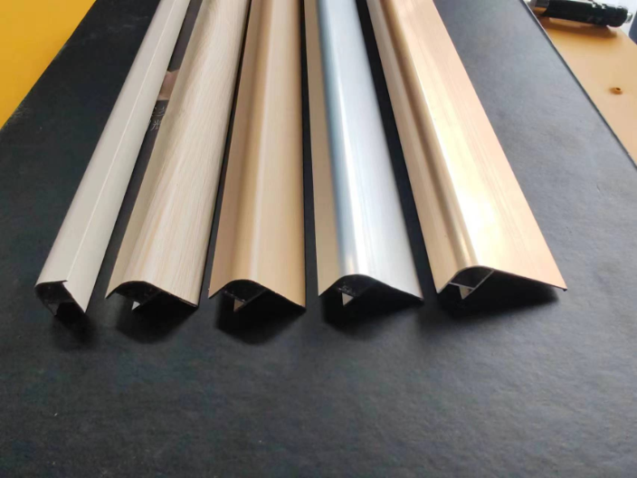 無錫鋁合金踢腳線廠家 服務至上 江陰市富創(chuàng)新材料技術供應