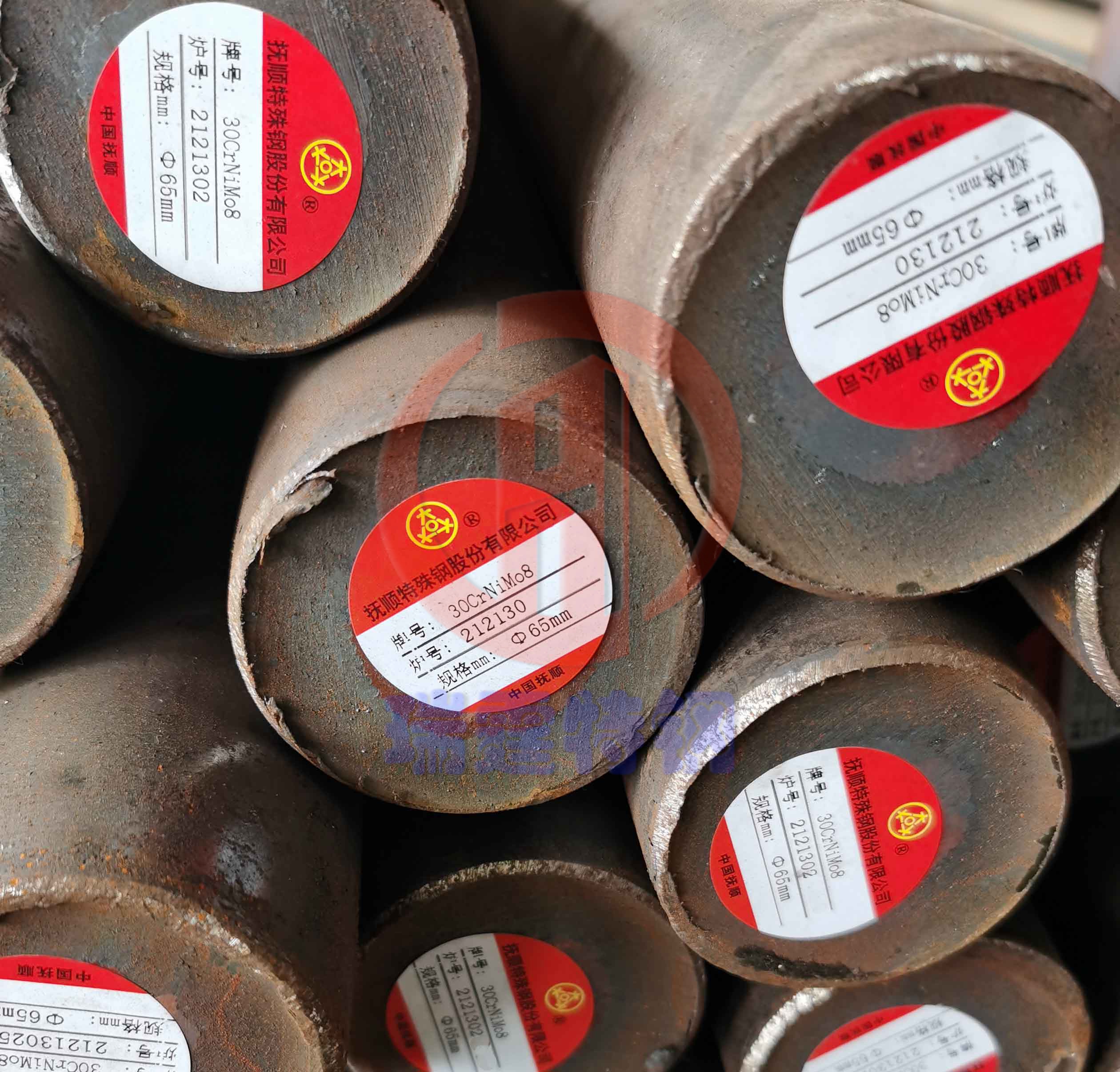 30CrNiMo8圓鋼：解決工業(yè)領(lǐng)域需求的全能材料