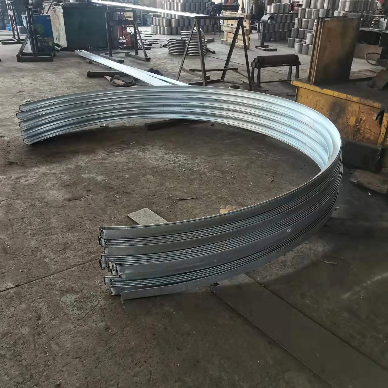 5#鍍鋅角鋼彎圓法蘭加工