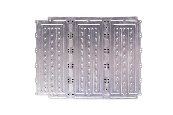 水冷板為工商業(yè)儲(chǔ)能電池包提供液冷換熱