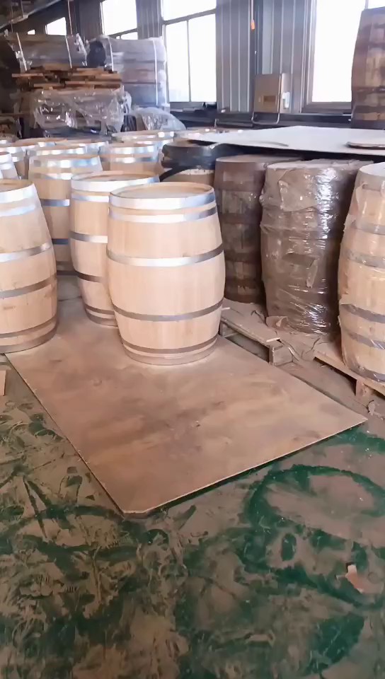 江苏葡萄酒美国橡木桶厂家,美国橡木桶