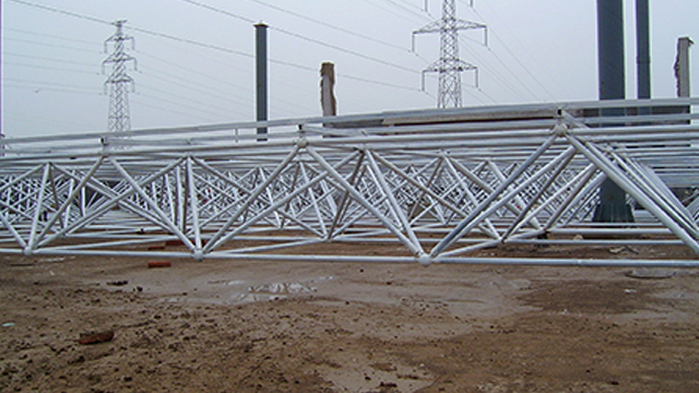 湖南钢结构网架安装视频 江苏常源钢结构供应;
