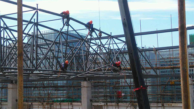 山東附近網架安裝生產廠家 江蘇常源鋼結構供應