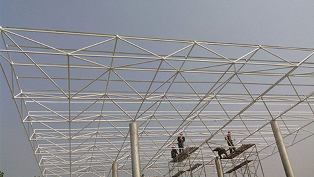 甘肃网架钢结构加工厂 江苏常源钢结构供应;