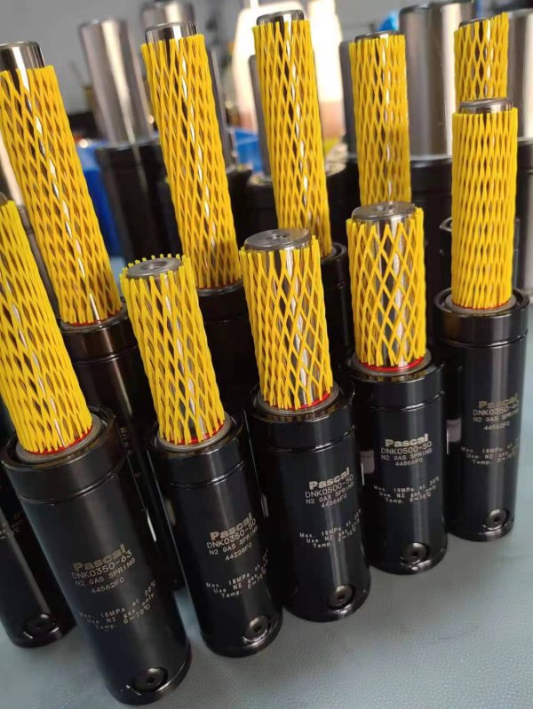 日本pascal 氮气弹簧-昆山三虑五金机械有限公司