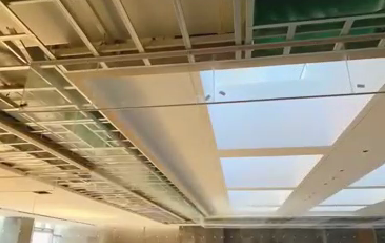 玻璃擋煙垂壁