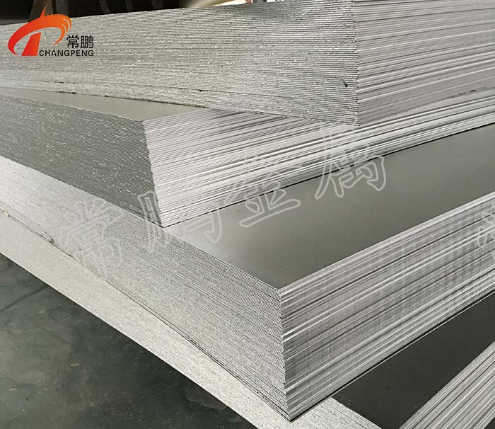 托盤式橋架開板.jpg 托盤式橋架開板.jpg