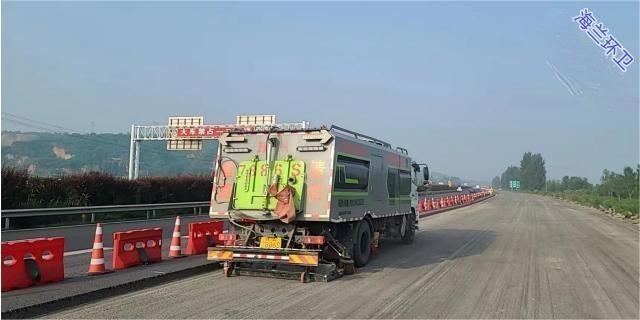 鄭州市滎陽市道路掃地車出租公司電話 客戶至上 鄭州海蘭環衛設備供應