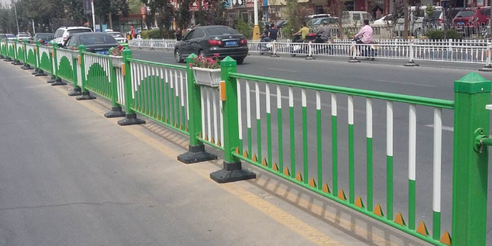 广东不锈钢道路护栏厂家直销,道路护栏