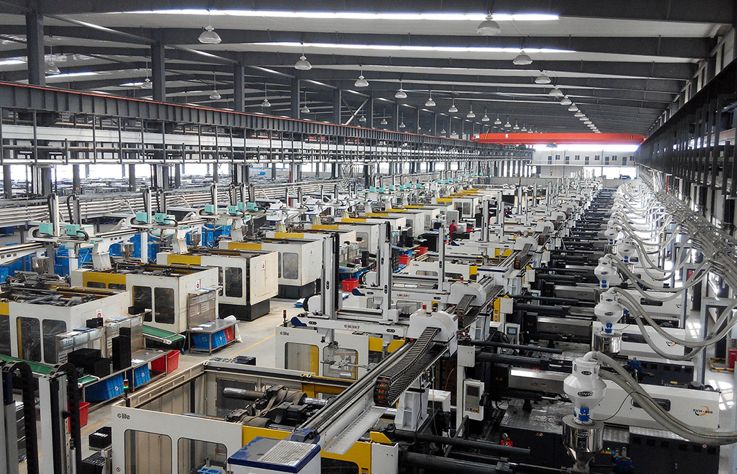 Plastic Injection&Mold&Extrusion Machines Auxiliary Equipments Manufacturer