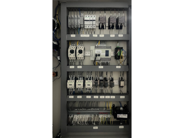 檢查產(chǎn)品的適應(yīng)性高低溫濕熱試驗(yàn)箱公司 思拓瑪試驗(yàn)儀器供應(yīng)