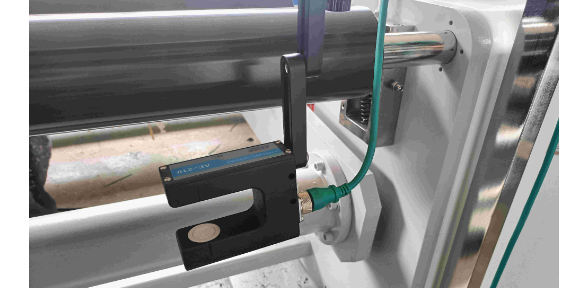 銅箔橫切機定制廠家 溫州勝鑰環(huán)保設(shè)備供應(yīng)