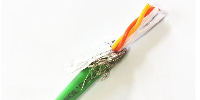 太仓PUR拖链电缆安装 无锡慧恩斯工业自动化设备供应;