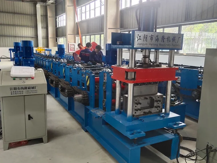 Packing container bottom beam forming equipment