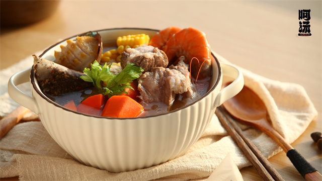 廣東養(yǎng)生湯夏天推薦嗎 廣東伊家湯藥品供應(yīng)